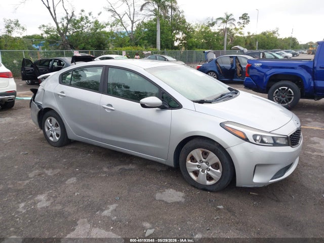 Salvage Kia Forte Image