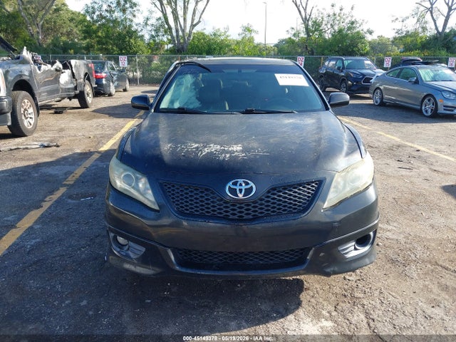 Toyota Camry Se V6