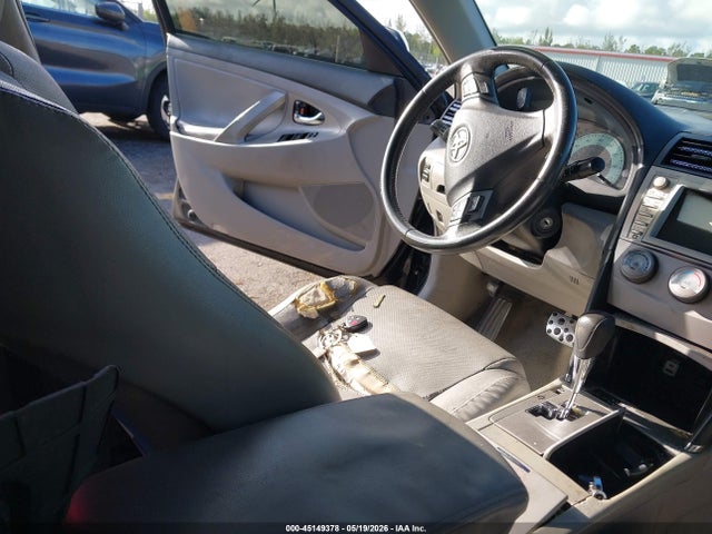 Toyota Camry Se V6