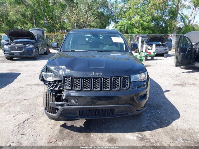 Jeep Grand Cherokee Laredo 4x2