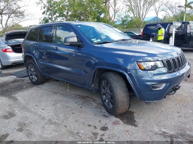 Salvage Jeep Grand Cherokee Image