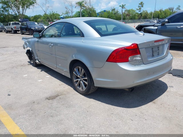 Volvo C70 T5