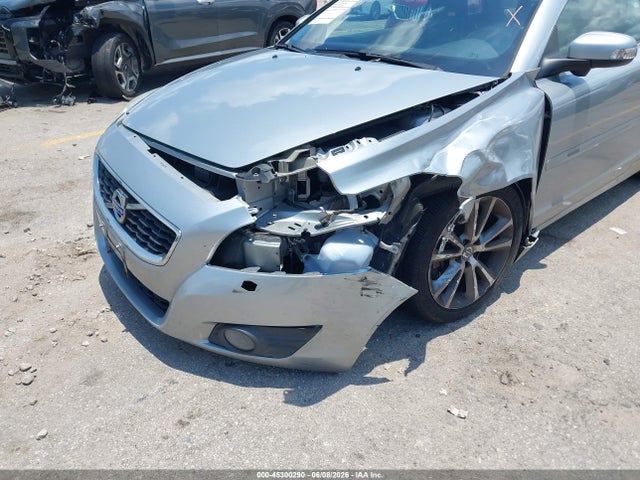 Volvo C70 T5