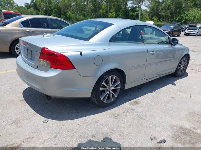 Volvo C70 T5