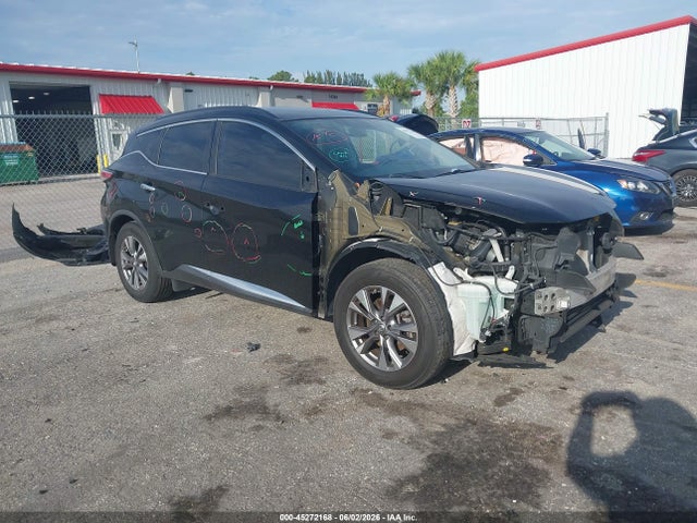 Salvage Nissan Murano Image
