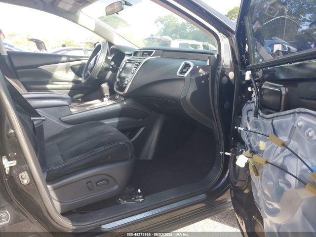 Nissan Murano Sv