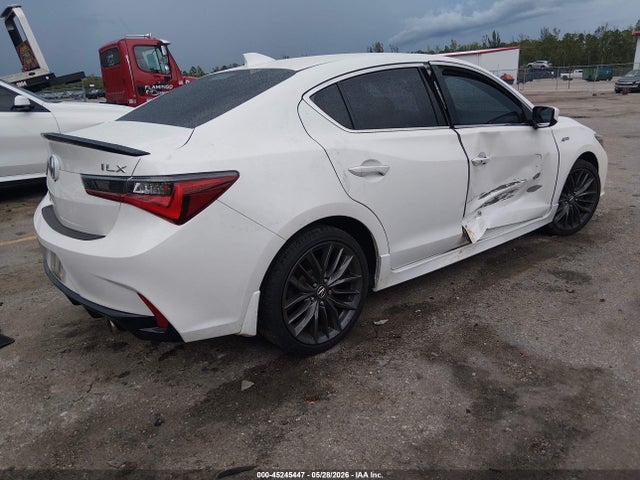 Acura ILX