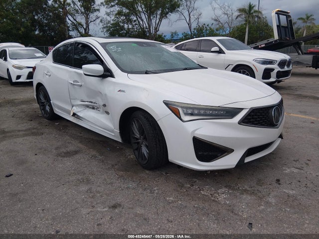 Salvage Acura ILX Image