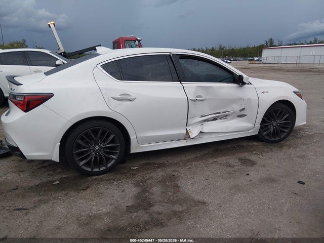 Acura ILX
