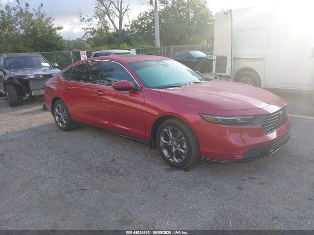 Salvage Honda Accord Image