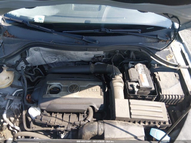 Volkswagen Tiguan S