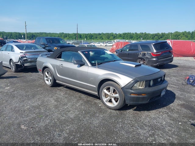 Salvage Ford Mustang Image