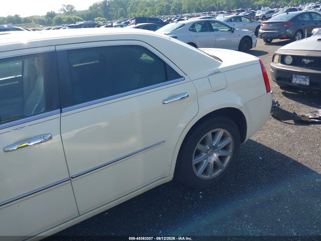 Chrysler 300c Hemi