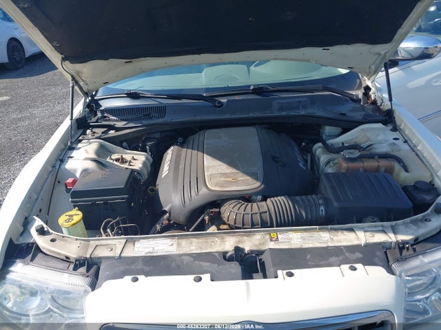 Chrysler 300c Hemi