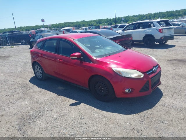 Salvage Ford Focus Image