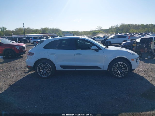 Porsche Macan S