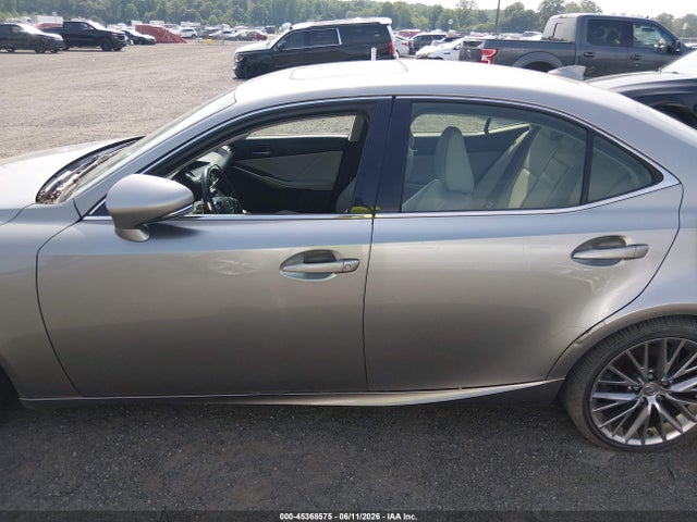 Lexus Is