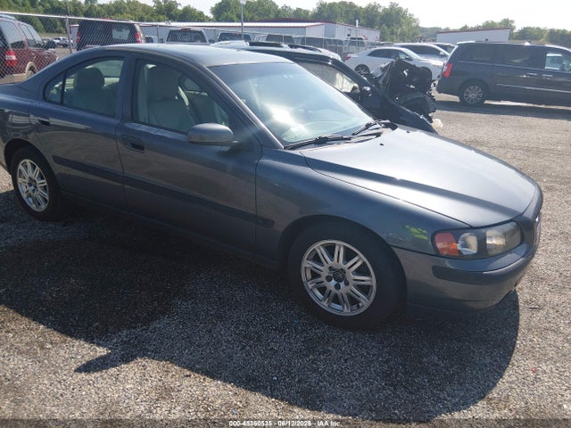 Salvage Volvo S60 Image