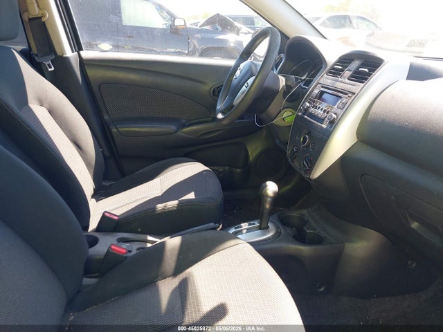 Nissan Versa 1.6 Sv