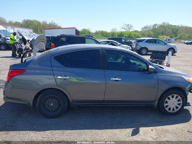Nissan Versa 1.6 Sv