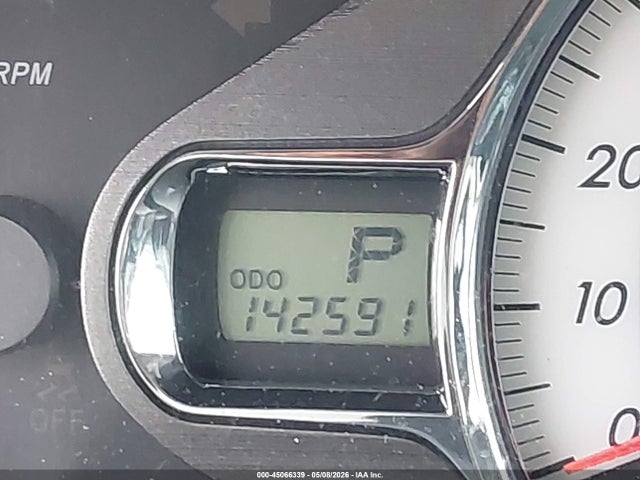 Toyota Sienna Se 8 Passenger