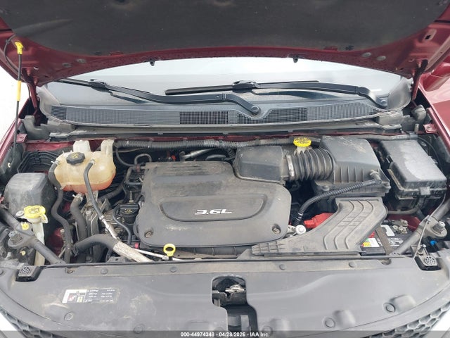 Chrysler Pacifica Touring-l
