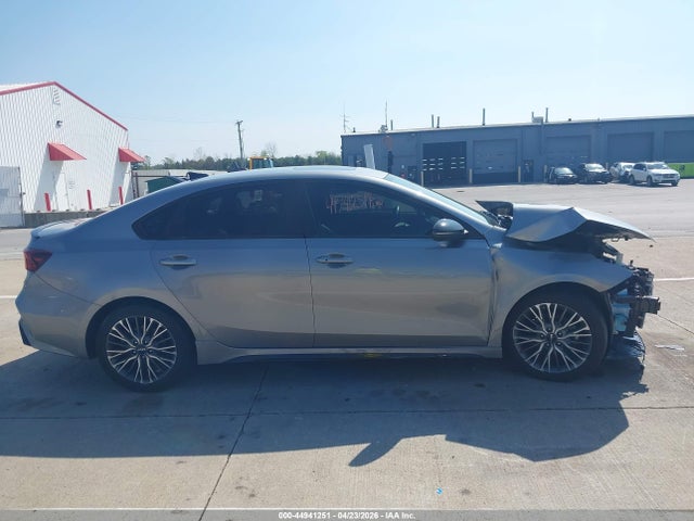 Kia Forte Gt-line