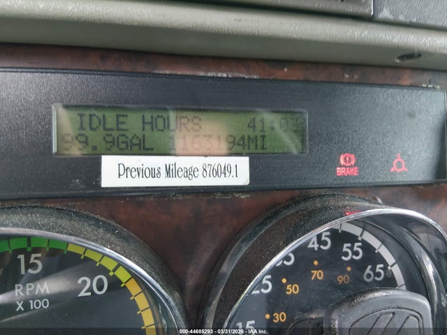 Freightliner Conventional St120