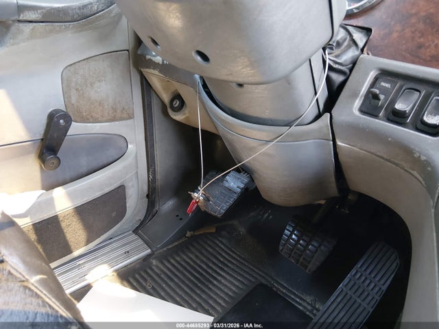 Freightliner Conventional St120