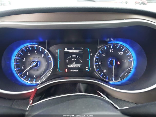 Chrysler Pacifica Touring