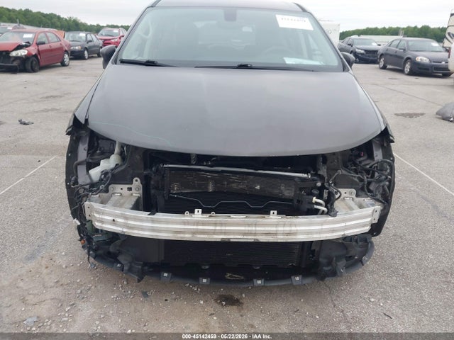 Chrysler Pacifica Touring