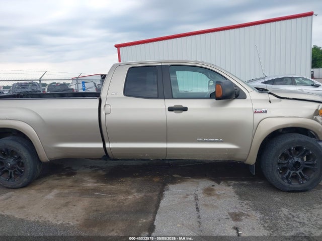 Toyota Tundra Sr5 5.7l V8