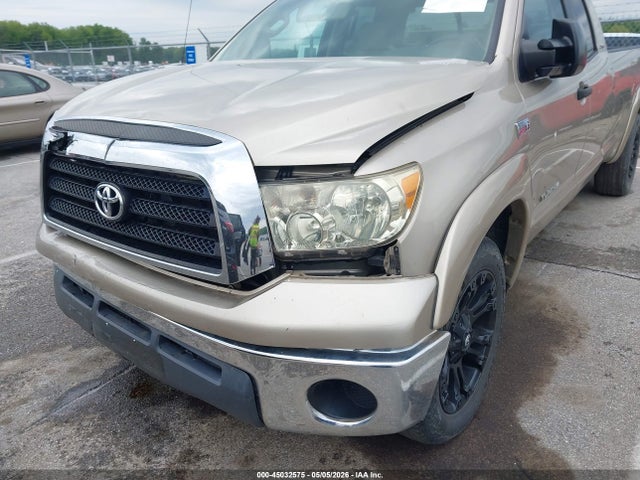 Toyota Tundra Sr5 5.7l V8