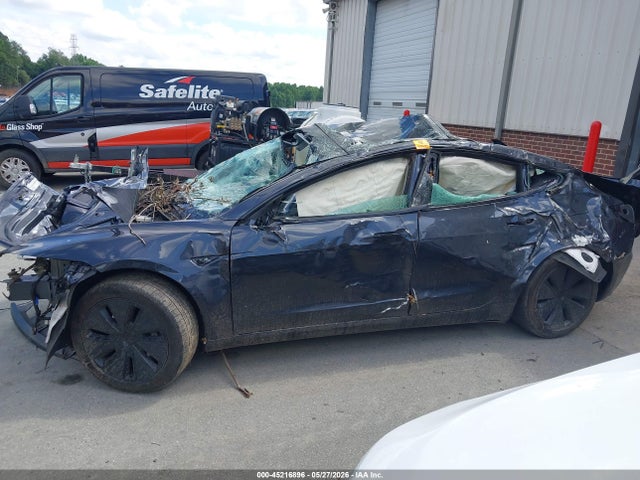 Tesla Model 3 Long Range Dual Motor All-wheel Drive