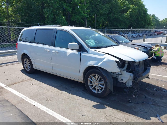 Salvage Dodge Grand Caravan Image