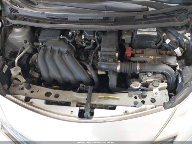 Nissan Versa Sv