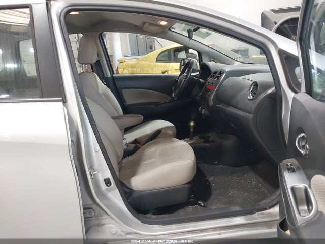Nissan Versa Sv