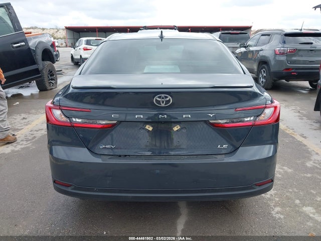 Toyota Camry Le