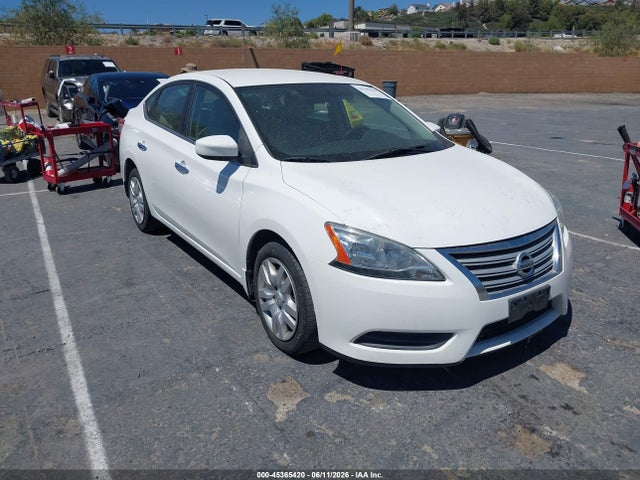 Salvage Nissan Sentra Image