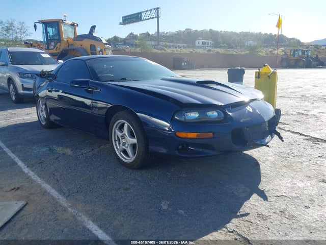Salvage Chevrolet Camaro Image