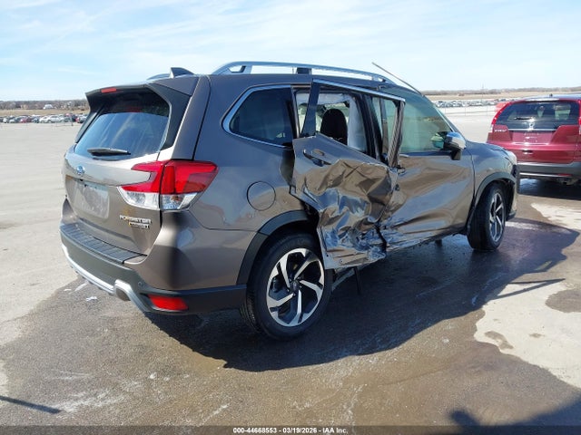 Subaru Forester Touring
