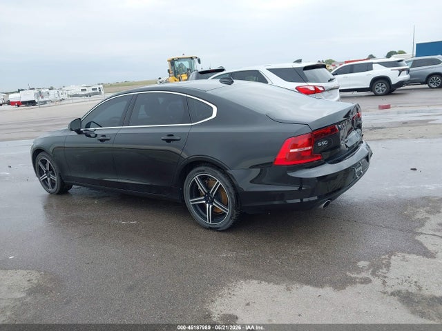 Volvo S90 T5 Momentum