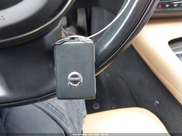 Volvo S90 T5 Momentum