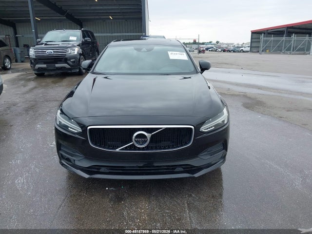 Volvo S90 T5 Momentum