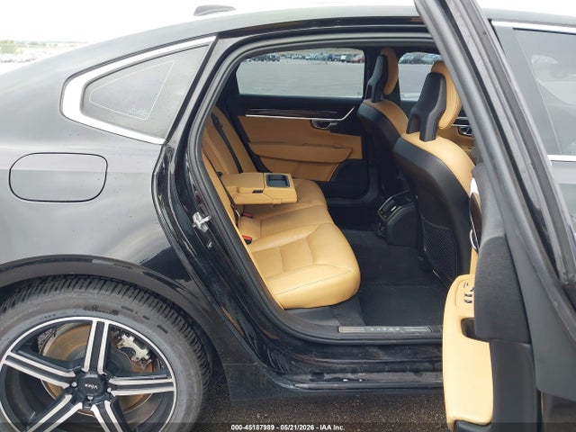 Volvo S90 T5 Momentum