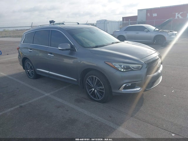 Salvage INFINITI Qx Image