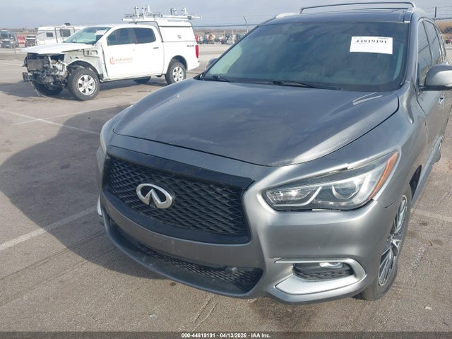 INFINITI Qx