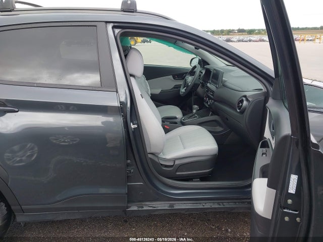 Hyundai KONA Sel