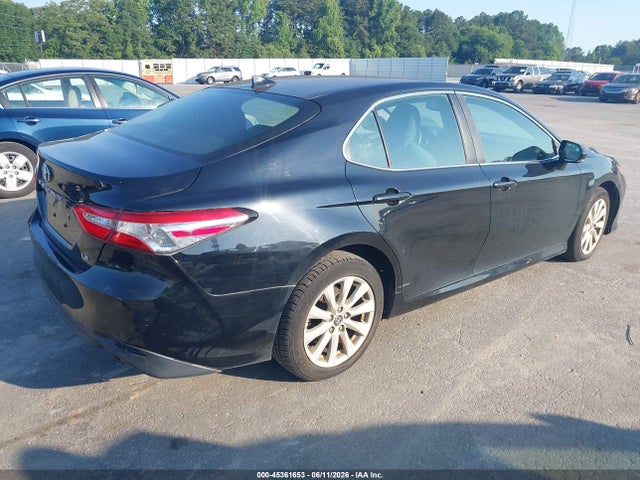 Toyota Camry Le
