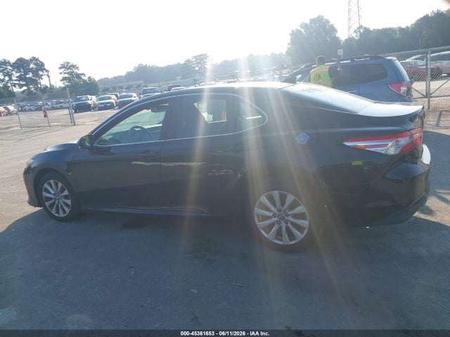 Toyota Camry Le